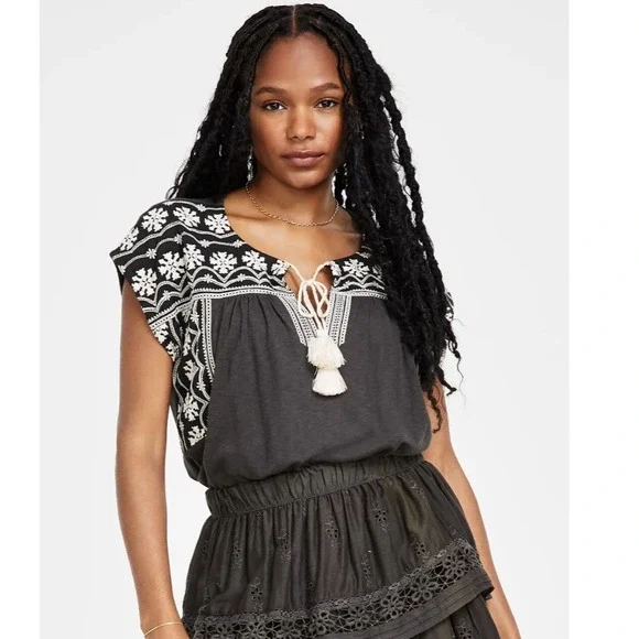 Lucky Brand Embroidered Boho Peasant Blouse Dark Gray XL Festival Summer NWT - Picture 2 of 11